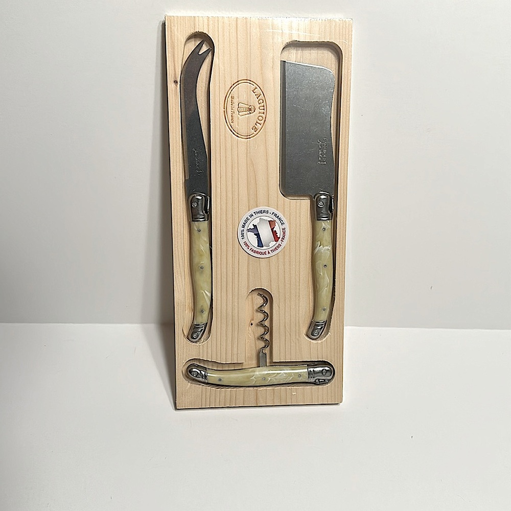 Laguiloe by Jean Dubost 3 Piece Wine & Cheese Set, Pearl